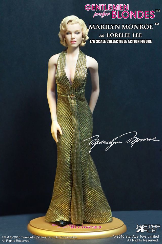 Star Ace: Marilyn Monroe as Lorelei Lee – Gold Dress (Gentlemen Prefer