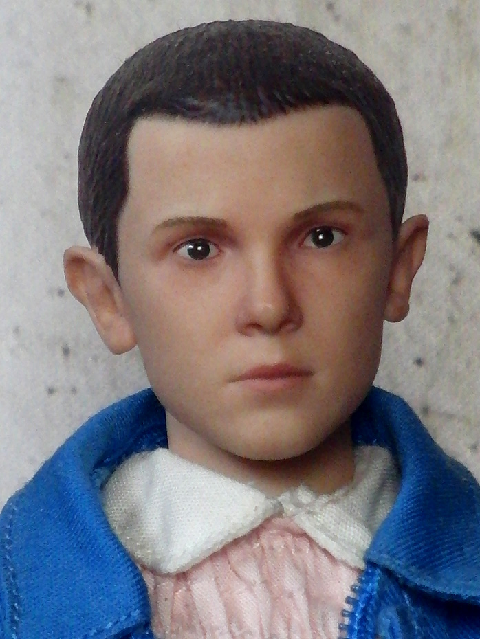 Threezero Stranger Things Eleven 1/6 – Figura Articolata Da Collezione Con Licenza Ufficiale